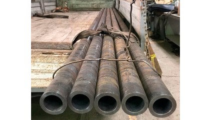 Труба стальная бесшовная цельнотянутая 325x11 мм Ст3 фото трубу стальную бесшовную цельнотянутую 325x11 мм Ст3 купить в Туле