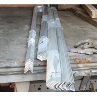 Уголок алюминиевый равнополочный 25x25х2 мм АМц ГОСТ 13737-90